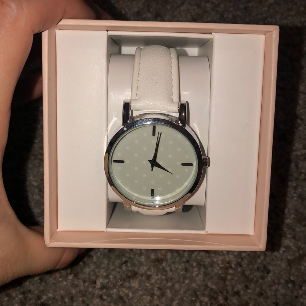 White and grey polka dot watch